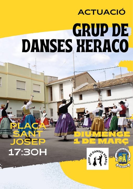 Xeraco celebra una actuación del Grupo de Danses en la Plaza San Josep