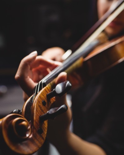 Oliva celebra un nuevo concierto de la Orquesta del Conservatorio en la Fundación Vicky Foods