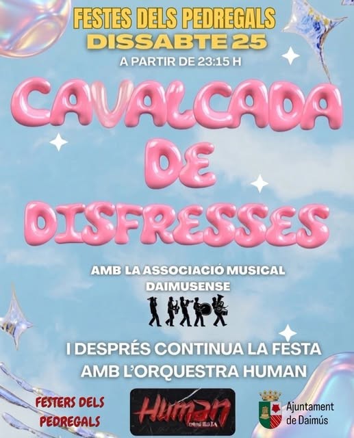 Daimús llena de color las Fiestas de los Pedregals con su tradicional Cabalgata de Disfraces