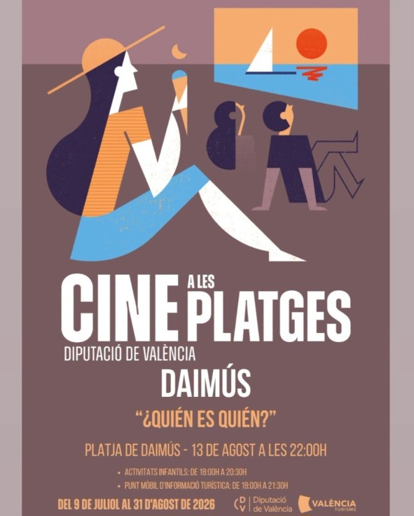 Daimús convierte su playa en una sala de cine bajo las estrellas