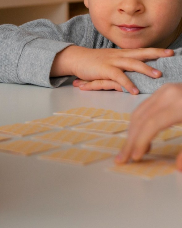 Gandia busca a los personajes de los cuentos con un juego de pistas infantil