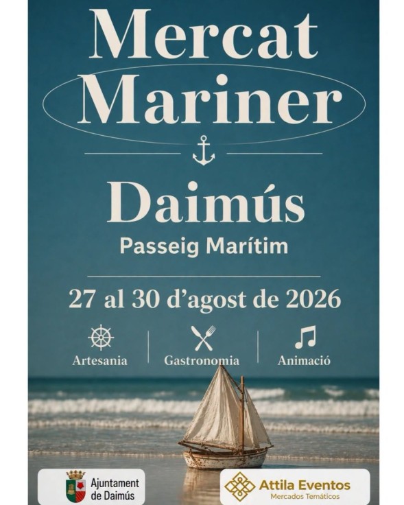 Daimús celebra su Mercado Marinero junto al mar