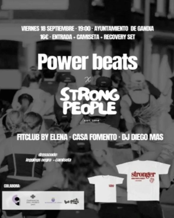Gandia celebra una clase de Power Beats solidaria en la Plaza Mayor