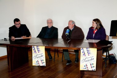 Oliva presenta su libro de Semana Santa