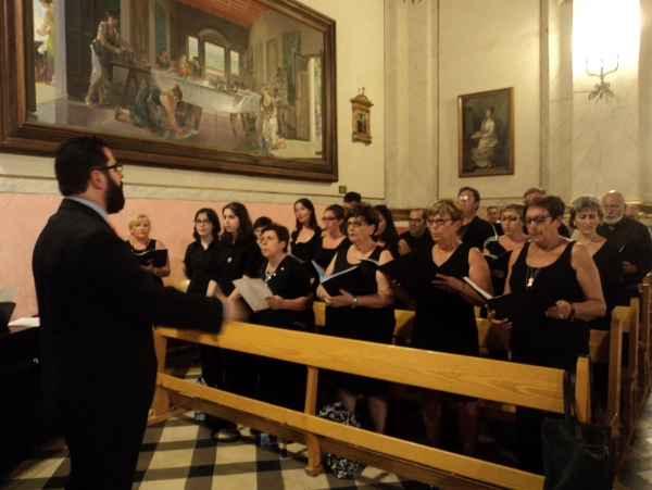 La Hermandad de la Santísima Cruz de Gandia estrena su himno