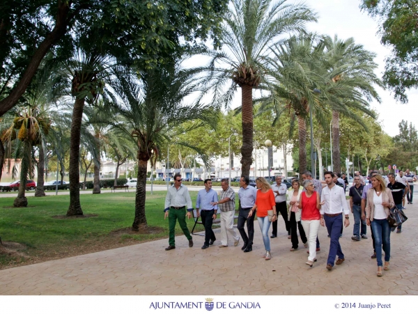 El gobierno de Gandia inaugura el remodelado parque Joan Fuster