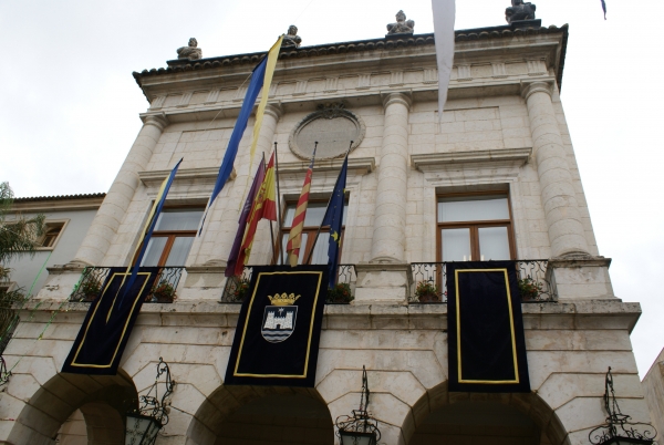 El Gobierno de Gandia suspende una actuación de la Feria y Fiestas a petición de la Asociación Fontilles