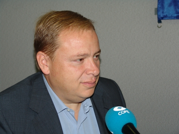 El juez desestima la querella interpuesta por el alcalde de Gandia, Arturo Torró al socialista Orengo