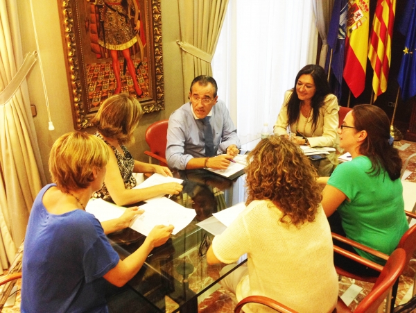 El Gobierno de Gandia ayuda económicamente a los usuarios del Centro de Estimulación Precoz de Gandia