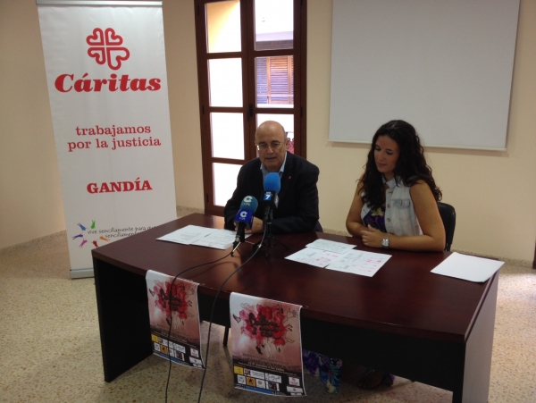 Más de 120 bailarines de La Safor actúan el domingo en Gandia a beneficio de Cáritas