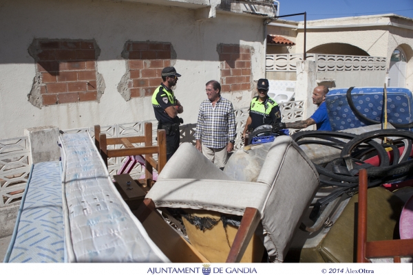 El Gobierno de Gandia tabica una vivienda en el distrito del Grao de Gandia