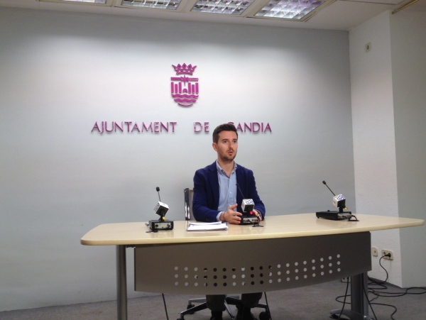 El gobierno de Gandia adjudica el servicio de control de plagas para los próximos dos años