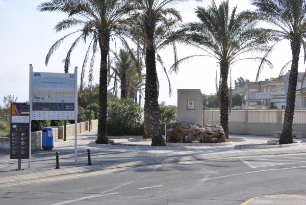 Oliva proyecta un plan especial para unir la carretera de su playa con la de Piles