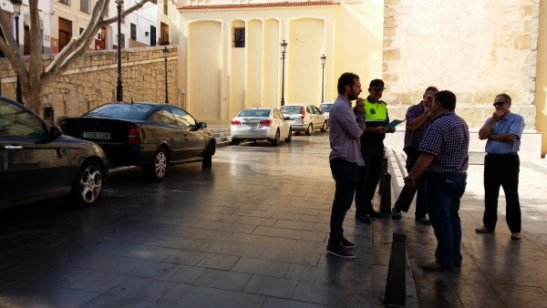 Oliva equipa la plaza de San Roque con pavimento antideslizante