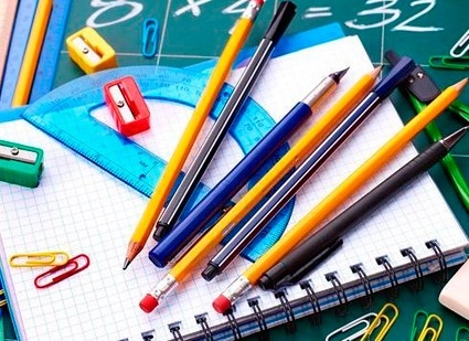 Becas libros y material escolar en la Font d’en Carròs