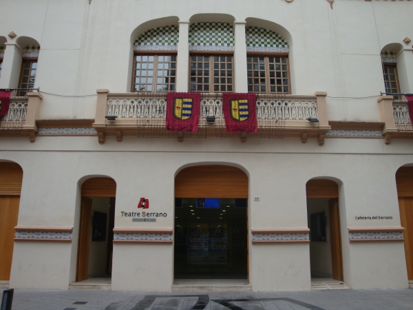 El Teatro Serrano de Gandia programa magia, baile y humor para el mes de noviembre
