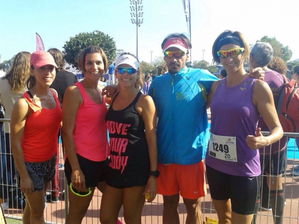 Los atletas del Gandia – Gavilá Motors participan en la Media Maratón de Gandia