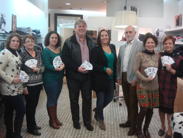 La Asociación de Comerciantes de Oliva celebra su segundo sorteo de la campaña de otoño