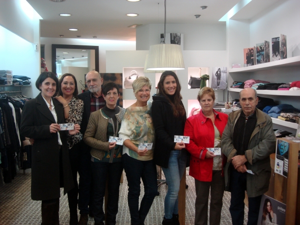 La asociación de comerciantes ACCO de Oliva celebra su tercer sorteo de la campaña de otoño