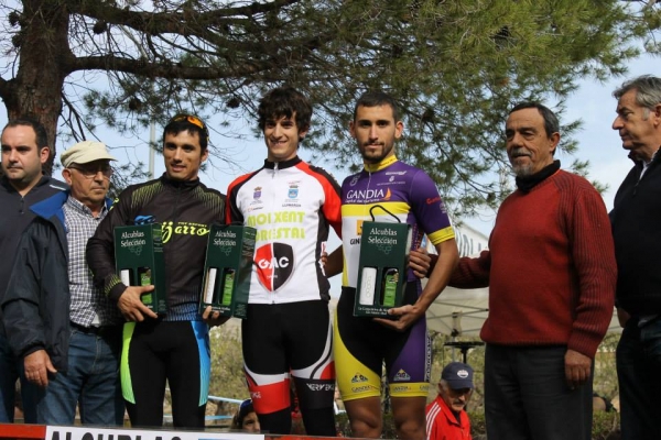 El equipo de ciclismo Gandia–Renault Ginestar cosecha grandes resultados en Alcublas