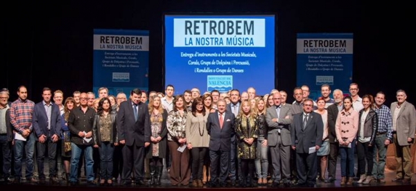La Diputación de Valencia dona un oboe a la Font d´en Carròs