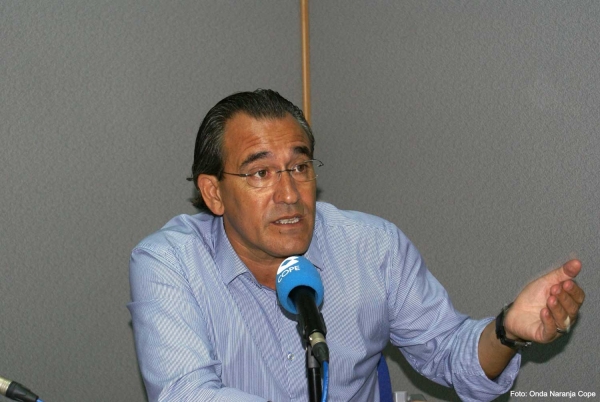 El gobierno de Gandia asegura que los socialistas cedieron trabajadores en sus empresas públicas ilegalmente