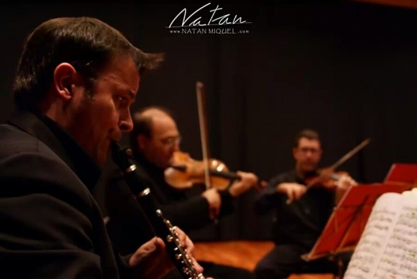 El Teatro Serrano de Gandia ofrece este fin de semana el recital ‘Una noche en la ópera’