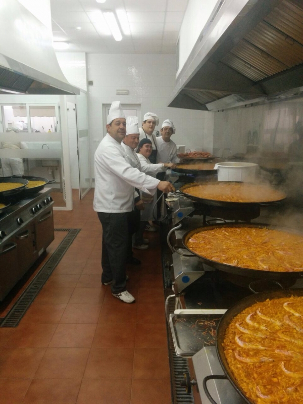 La Fideuà de Gandia, un plato solidario