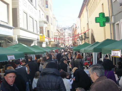 El Ayuntamiento de Oliva organiza un Mercado Tradicional de Navidad