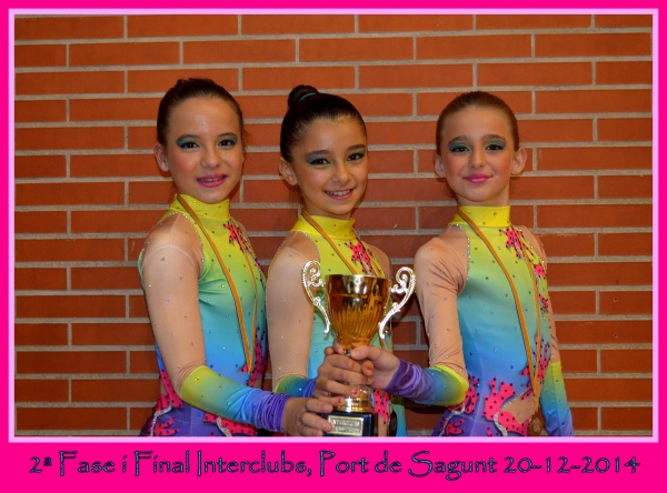 El equipo de gimnasia rítmica de Oliva participa en el trofeo interclubes