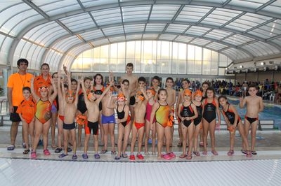 El equipo de Natación de Oliva participa en la Liga Promoción de Turís