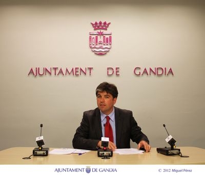El Ayuntamiento de Gandia desmiente que no haya pagado la extra de navidad
