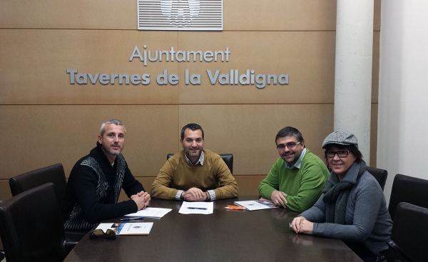 Las Fallas de Tavernes de la Valldigna organizan la cabalgata de los Reyes Magos