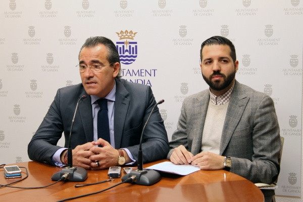 Gandia nombra a tres nuevos hijos predilectos