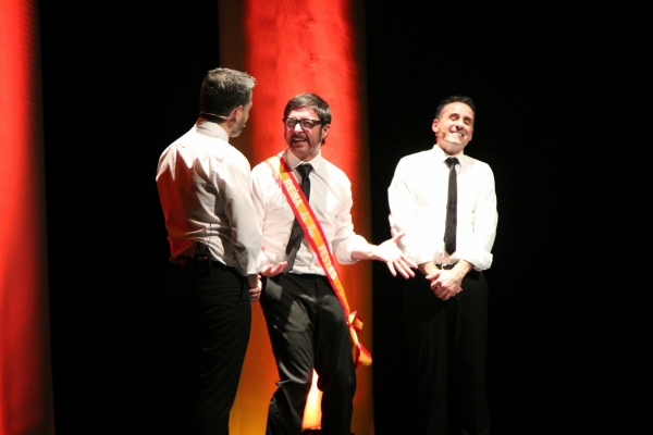 El Teatro Serrano de Gandia se llena de público