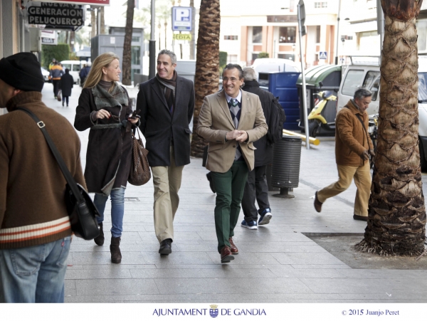 Gandia inicia su Plan de Viales en la Avenida República Argentina