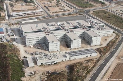 Más de cien personas se sumarán a la plantilla del futuro hospital comarcal de Gandia