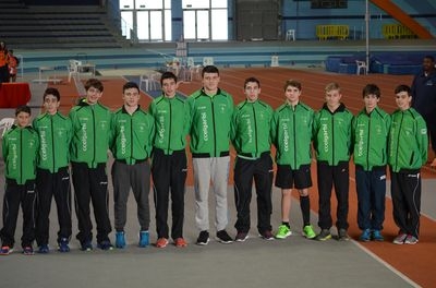 Los atletas del CC El Garbí de Gandia destacan en el campeonato nacional cadete por Equipos