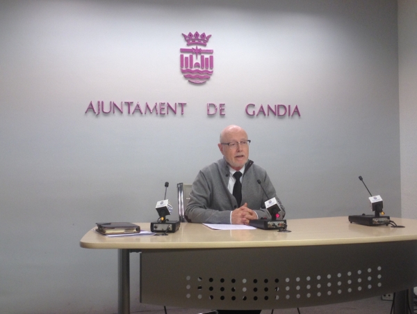El mercado del Prado de Gandia inicia la campaña comercial los Miércoles al Mercado