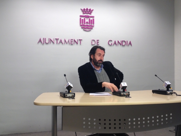 El PSOE de Gandia denuncia falta de previsión en la adquisición de nuevos vehículos policiales