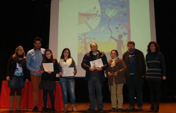 El ayuntamiento de la Font d´En Carrós entrega los premios del octavo concurso de Cartas de Amor