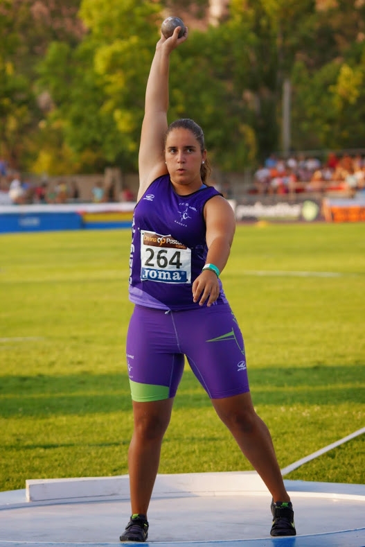 La gandiense Ainhoa Martínez queda novena en lanzamiento de peso en el Campeonato de España absoluto de pista cubierta
