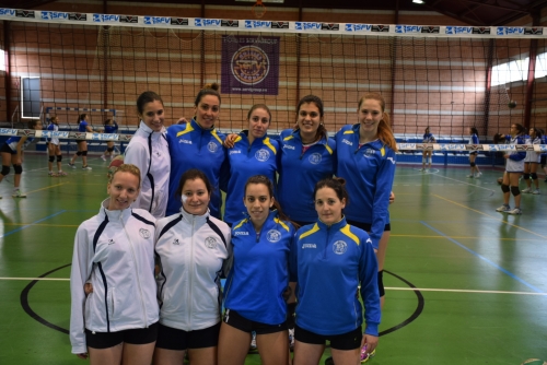 El equipo femenino de Voley de Gandia roza la permanencia