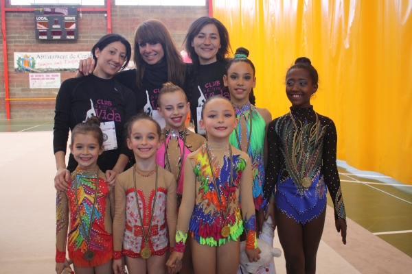 El equipo de gimnasia rítmica de Gandia participa en varios trofeos este fin de semana