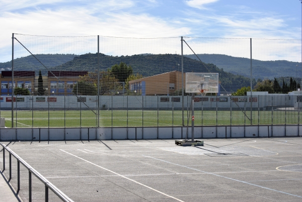 Bellreguard mejora la iluminación del campo de fútbol con ayuda de la Diputación de Valencia