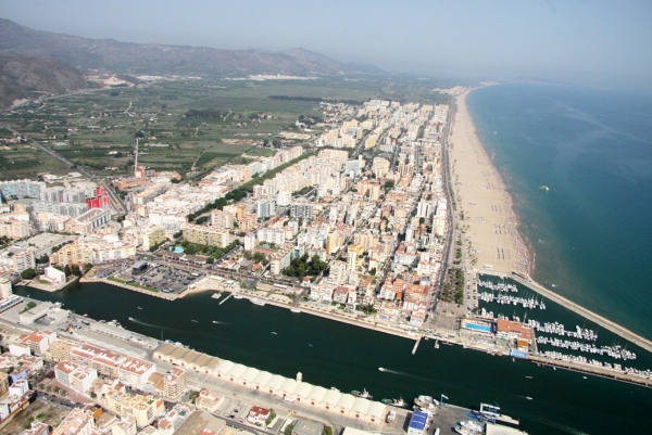 El puerto de Gandia cerró enero con un crecimiento del 21,54%