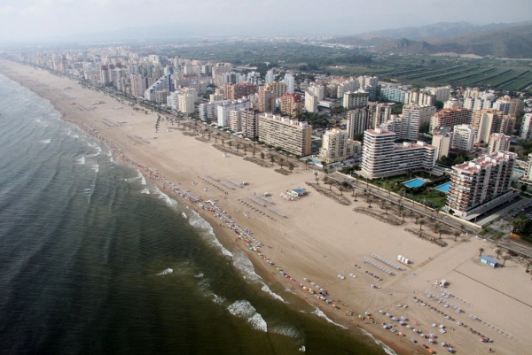 El arrecife artificial de la playa de Gandia cuenta ya con todos los permisos medioambientales