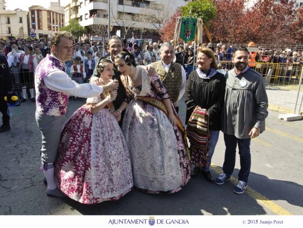 Las Fallas de Gandia viven su primera mascletà de la mano de Borredà