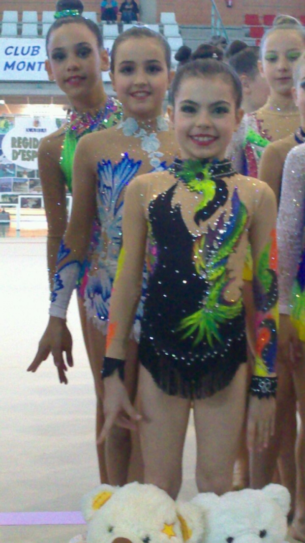 El equipo de gimnasia rítmica de Gandia prepara el Campeonato Nacional Base