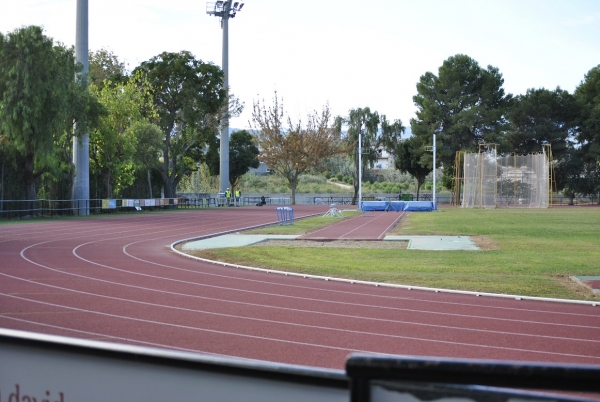 La pista de atletismo de Gandia ya cuenta con nuevos vestuarios